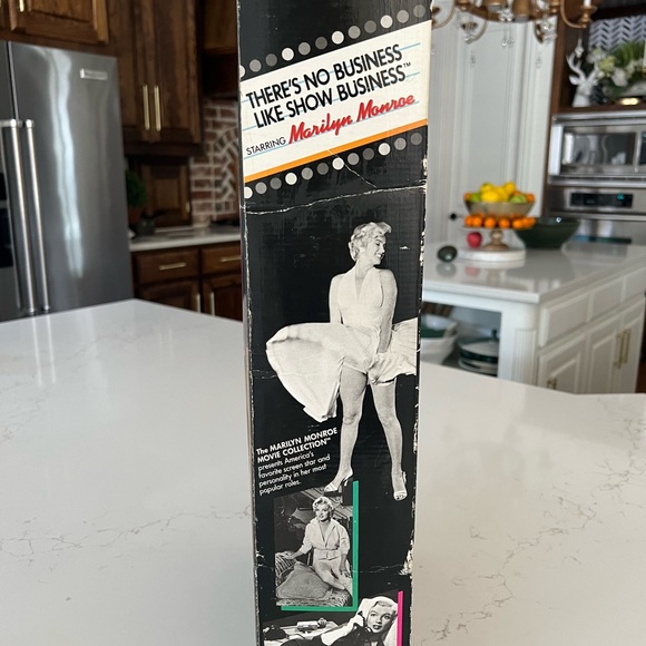VTG 20th Century Fox Marilyn Monroe Doll - Theres No Business Like Show Business - Picture 4 of 9